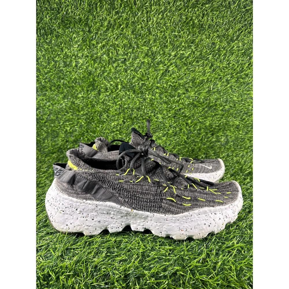 Nike Space Hippie 04 Black Volt Mens Sneakers Size 13 CZ6398-010